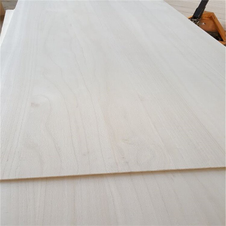 Bảng mạch Paulownia rắn 2 * 4